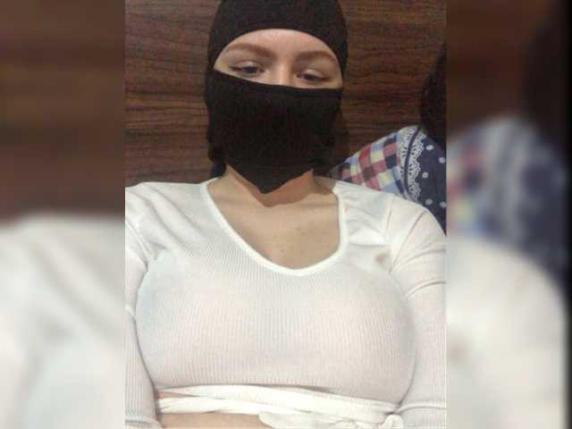 Live sex webcam photo for CoupleSJ #277154826