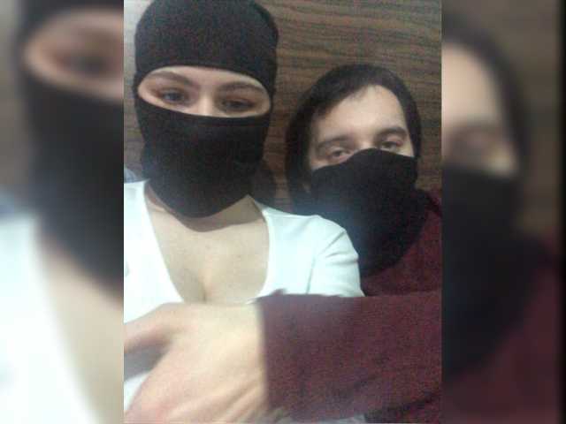 Live sex webcam photo for CoupleSJ #277223034