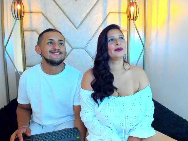 Live sex webcam photo for Couplee--hot #277286683