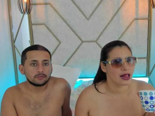 Live sex webcam photo for Couplee--hot #277491779