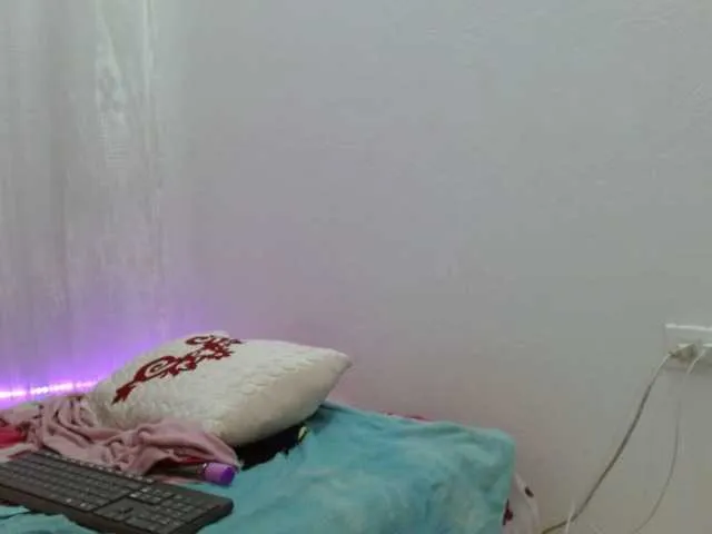 Live sex webcam photo for Couplewithout #272508980