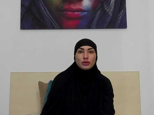 Live sex webcam photo for CoxElisa #276772927