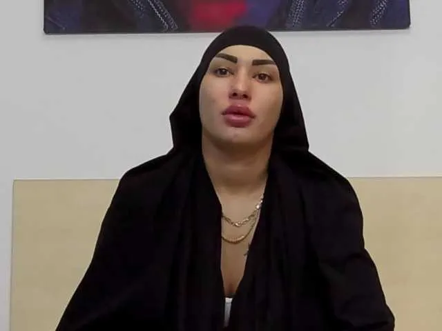 Live sex webcam photo for CoxElisa #276787411