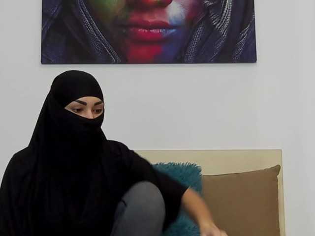 Live sex webcam photo for CoxElisa #276849087