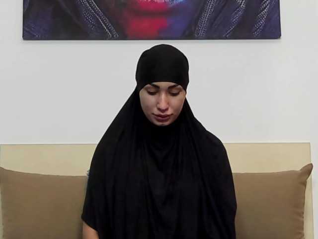 Live sex webcam photo for CoxElisa #276891801