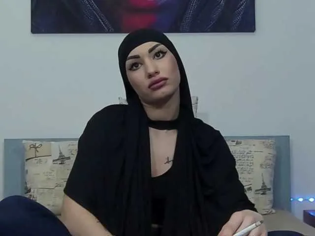 Live sex webcam photo for CoxElysha #272113264