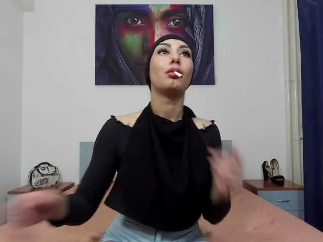 Live sex webcam photo for CoxElysha #272867330