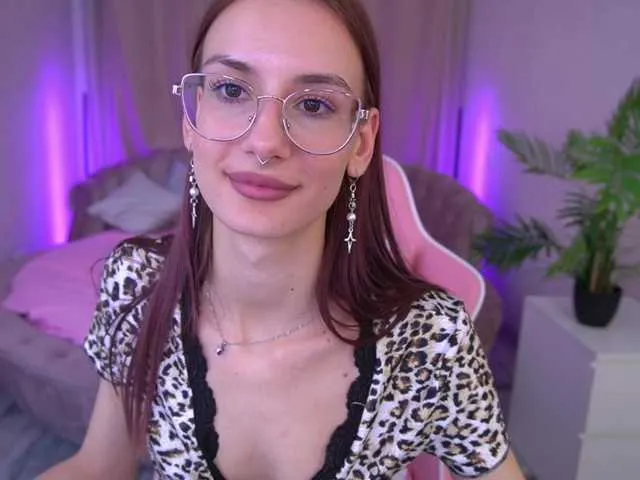 Live sex webcam photo for CozyCute #291133600