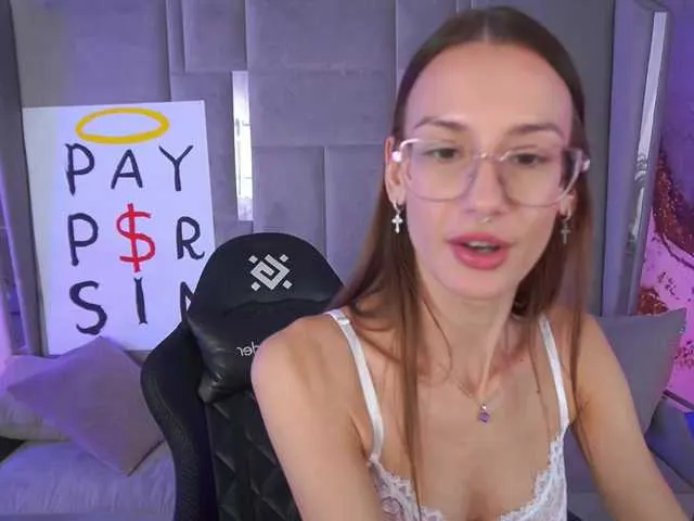 Live sex webcam photo for CozyCute #292178564