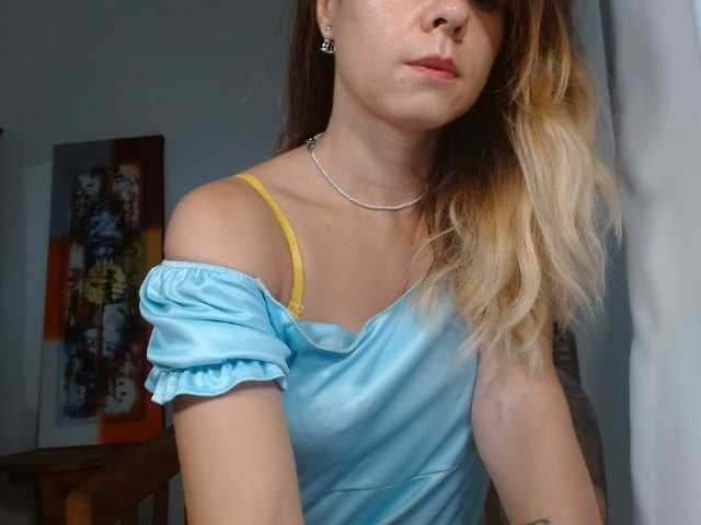 Live sex webcam photo for Cozygirl #274296484