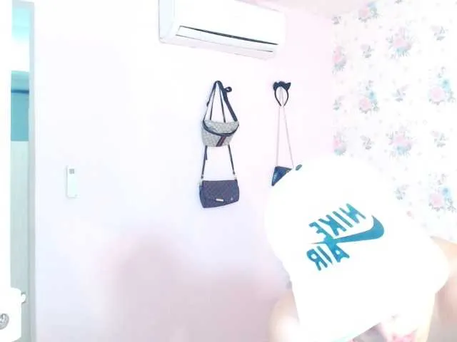 Live sex webcam photo for CplxSexyTS #273866690