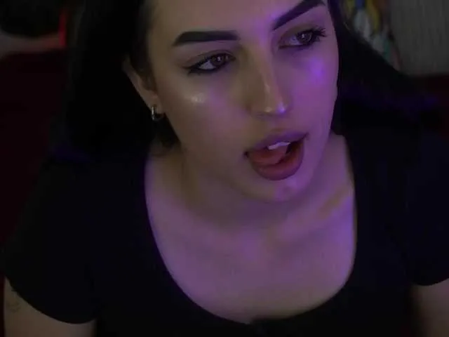 Live sex webcam photo for CraveMeRich #291614441