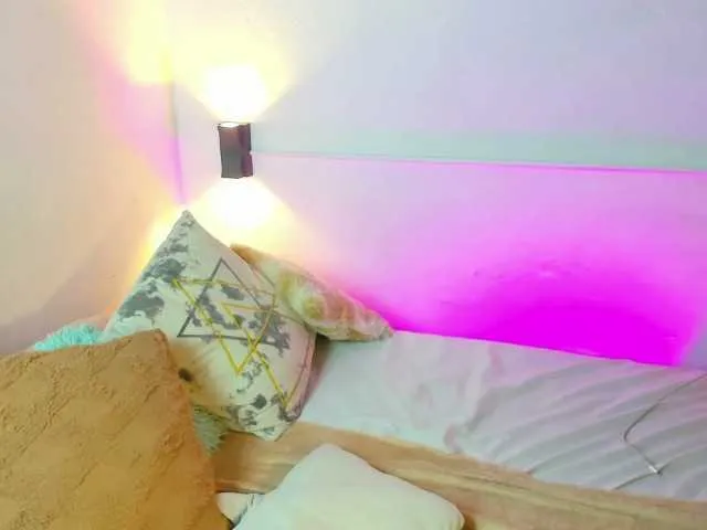 Live sex webcam photo for Crazy-babyy #277454836