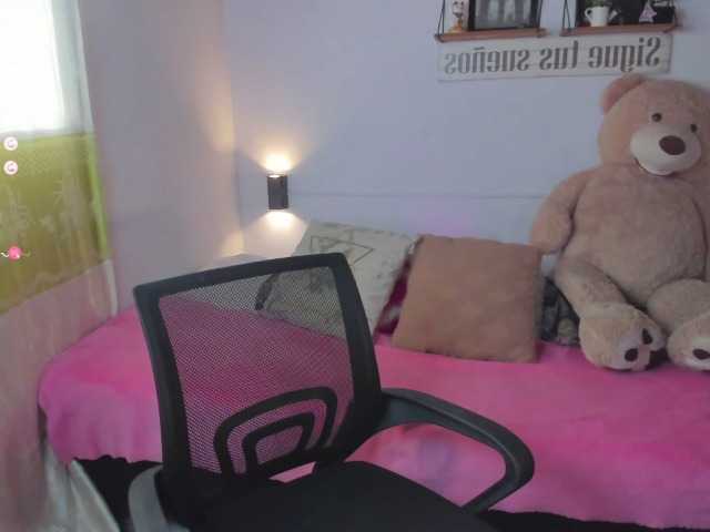 Live sex webcam photo for Crazy-babyy #290040481