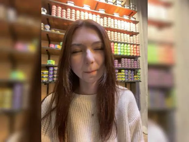 Live sex webcam photo for CrazyAleona #277113358