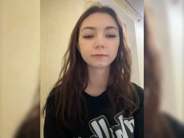 Live sex webcam photo for CrazyAleona #277525314