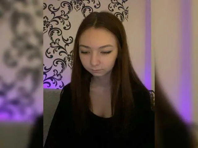 Live sex webcam photo for CrazyAleona #277898855