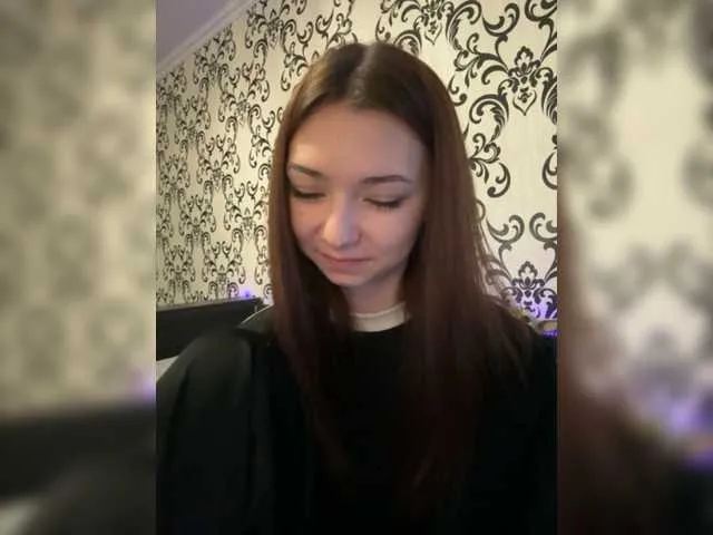 Live sex webcam photo for CrazyAleona #277923763