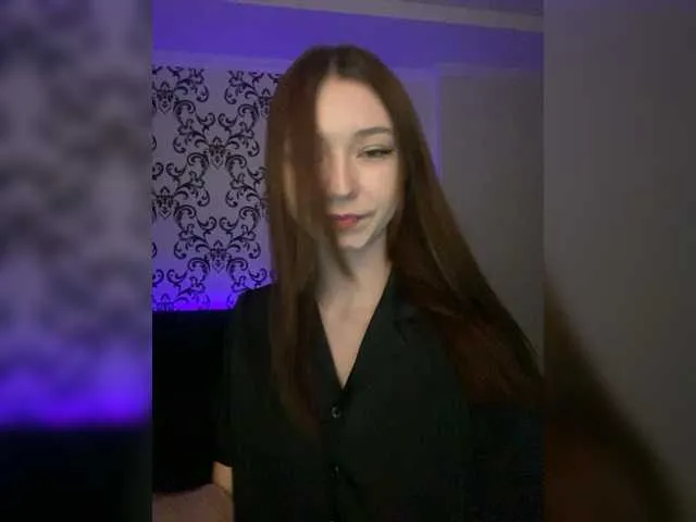 Live sex webcam photo for CrazyAleona #278130352