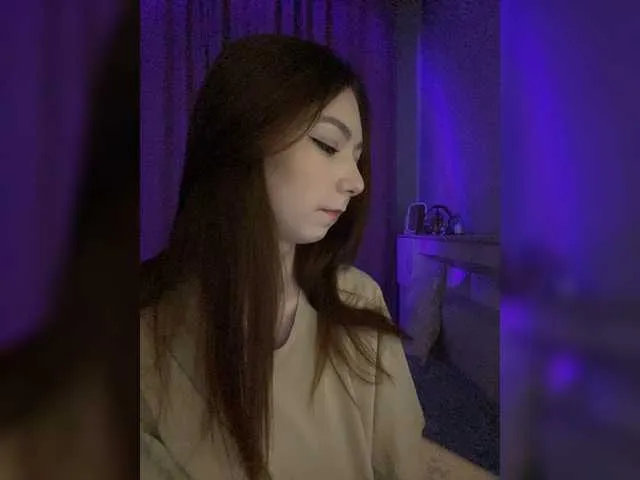 Live sex webcam photo for CrazyAleona #278197921