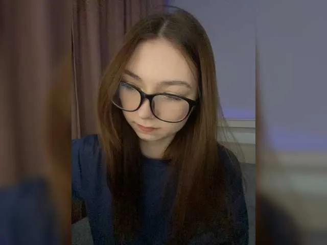 Live sex webcam photo for CrazyAleona #278216628