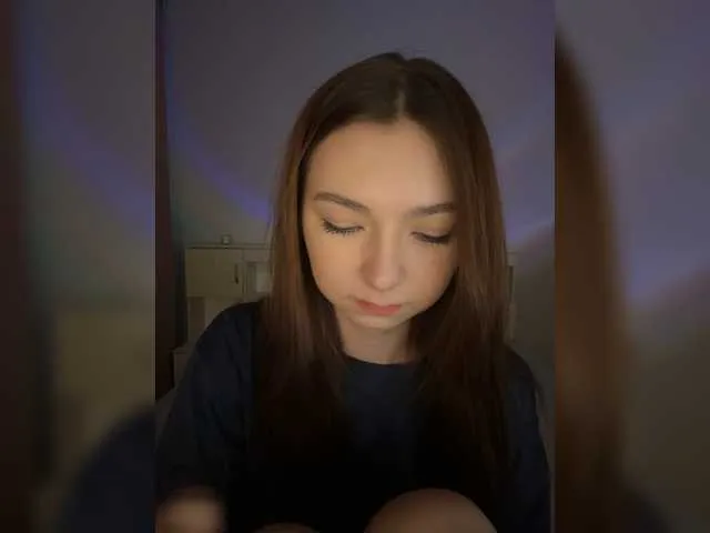 Live sex webcam photo for CrazyAleona #278217605