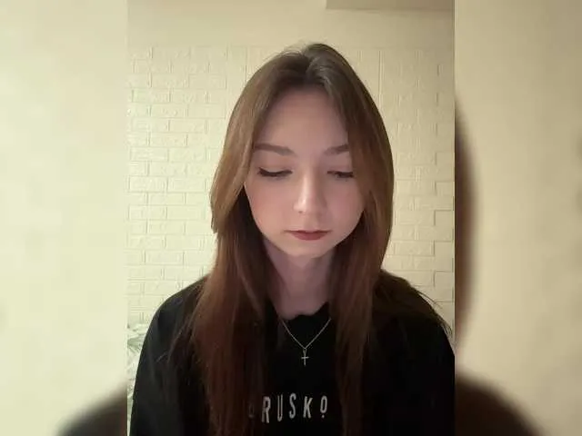 Live sex webcam photo for CrazyAleona #289134783