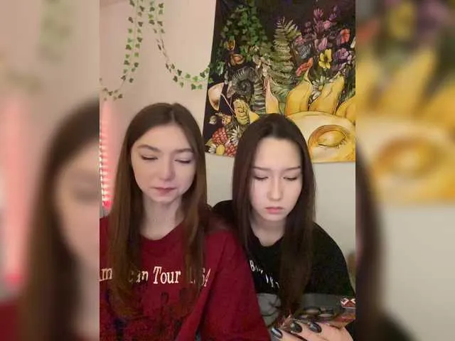 Live sex webcam photo for CrazyAleona #290318091