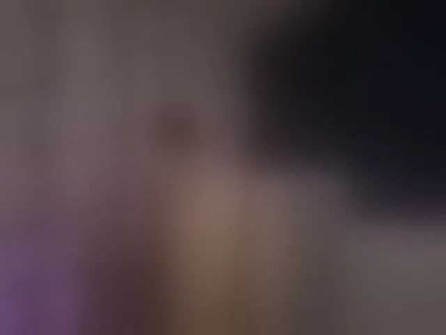 Live sex webcam photo for CrazyAleona #293763153