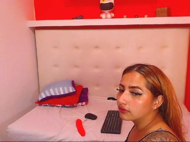 Live sex webcam photo for CrazyForSmith #272429987