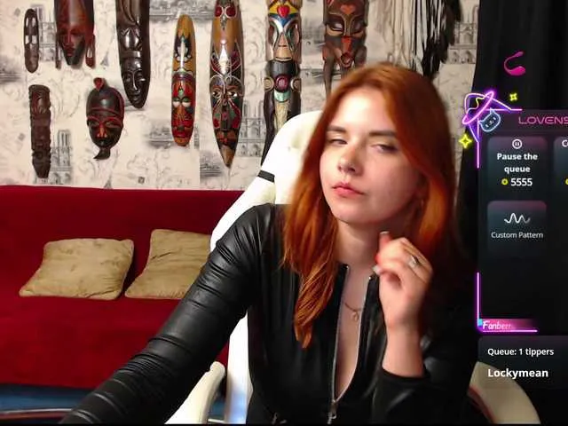 Live sex webcam photo for CrazyLaGirl #290923480