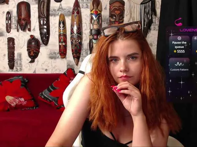 Live sex webcam photo for CrazyLaGirl #291350381