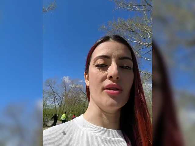 Live sex webcam photo for CrazyPussy07 #290990450