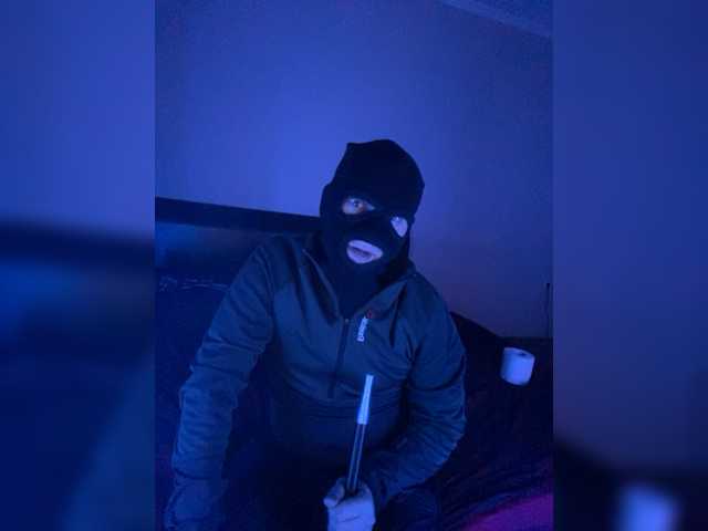 Live sex webcam photo for Crazylovers-69 #275608407