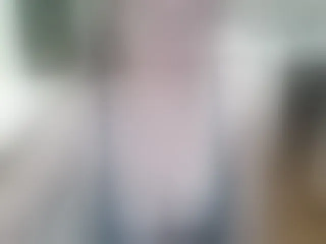 Live sex webcam photo for CrazzyBitch #272470471