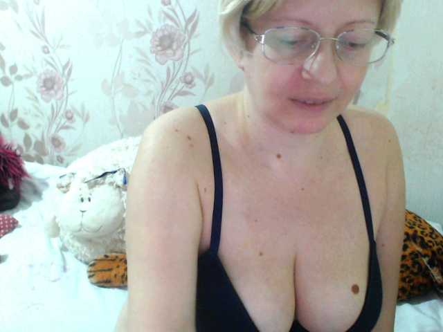 Live sex webcam photo for CrazzyBitch #276498108