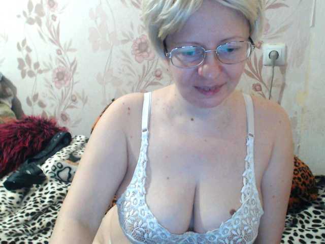 Live sex webcam photo for CrazzyBitch #277471437