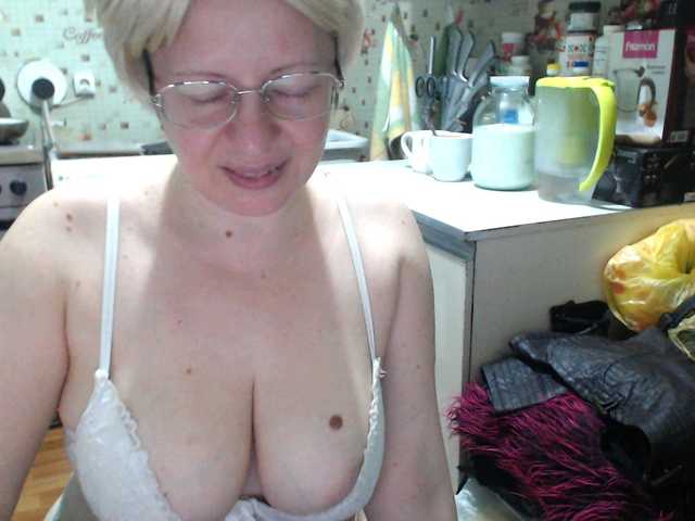 Live sex webcam photo for CrazzyBitch #277967048