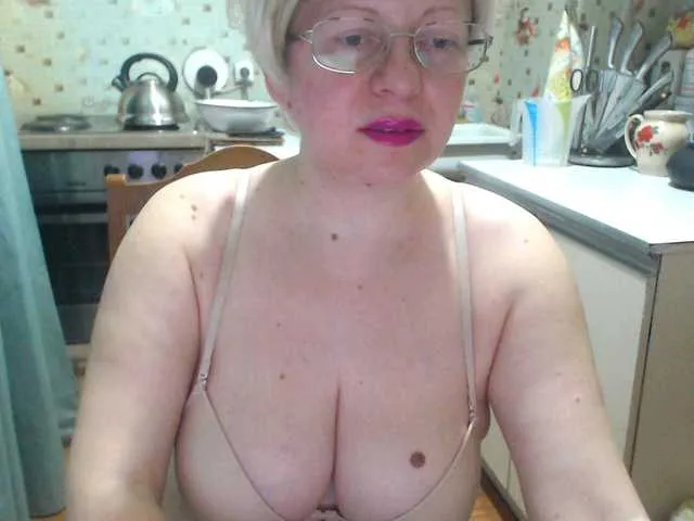 Live sex webcam photo for CrazzyBitch #290417104