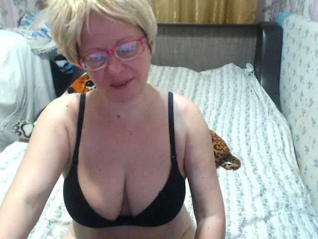Live sex webcam photo for CrazzyBitch #292015468