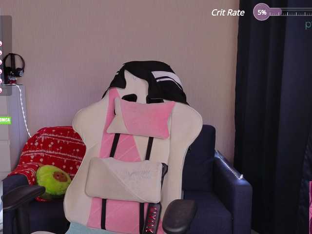 Live sex webcam photo for CreamMeow #290320991