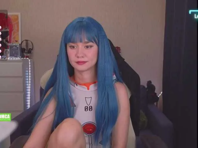 Live sex webcam photo for CreamMeow #291457782