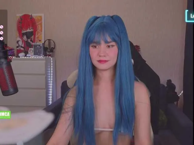 Live sex webcam photo for CreamMeow #291472000