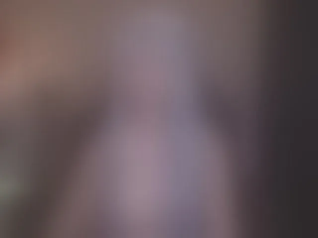 Live sex webcam photo for CreamMeow #293942247