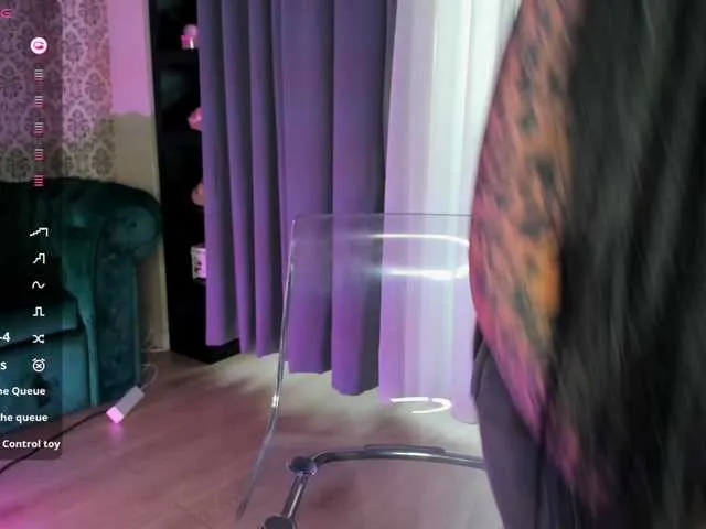 Live sex webcam photo for CreamyInkk #291198936