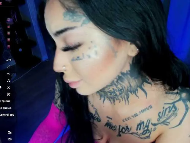 Live sex webcam photo for CreamyInkk #291636456