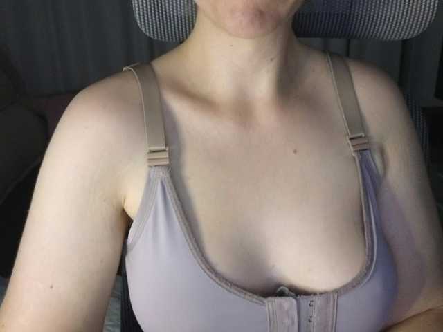 Live sex webcam photo for CreamyWoman #290332089