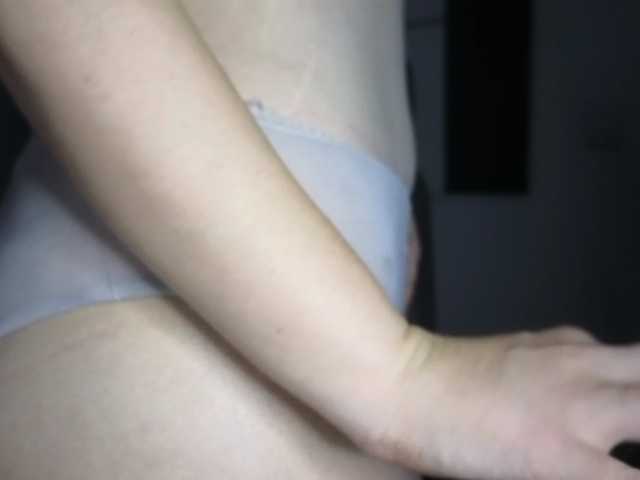 Live sex webcam photo for CreamyWoman #290585210