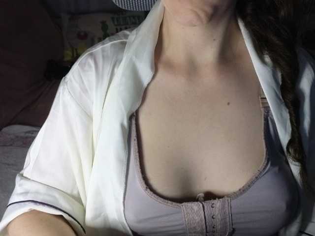 Live sex webcam photo for CreamyWoman #290852007