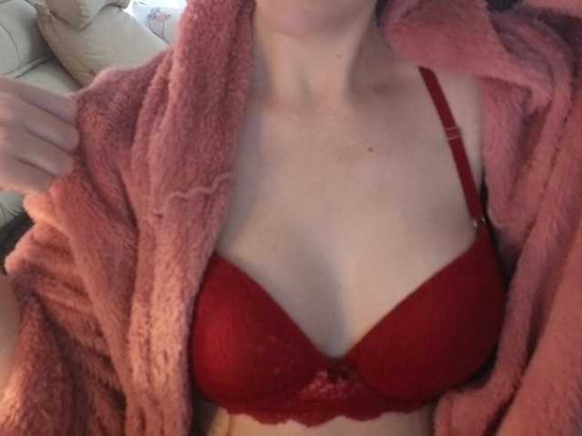 Live sex webcam photo for CreamyWoman #291549766